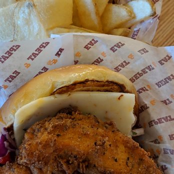 Big Chicken - Chicken Shop Near Me - Las Vegas, Nevada