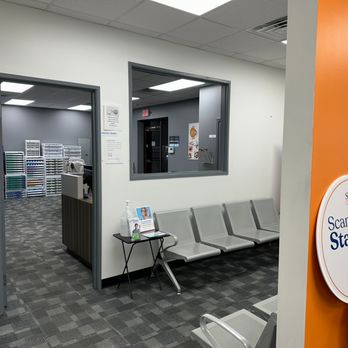 Stanton Optical - Store Waiting Area at Stanton Optical Store Carrollton TX 75006 - Eyewear & Opticians Near Me - Carrollton, Texas Stanton Optical - Store Waiting Area at Stanton Optical Store Carrollton TX 75006 - Eyewear & Opticians Near Me - Carrollton, Texas
