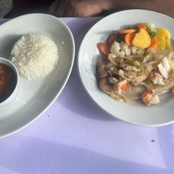 Island View Restaurant - Red snapper filet & rice w/beans side - Spanish Near Me - Cabo Rojo, Puerto Rico Island View Restaurant - Red snapper filet & rice w/beans side - Spanish Near Me - Cabo Rojo, Puerto Rico