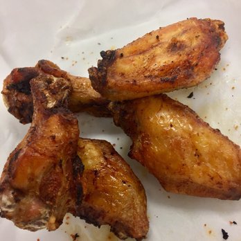 Station House 81 - Smoked wings with no sauce. #UpCloseSavor XP - American Near Me - Commercial Point, Ohio Station House 81 - Smoked wings with no sauce. #UpCloseSavor XP - American Near Me - Commercial Point, Ohio