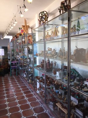 Museo La Esquina del Juguete popular Mexicano by null