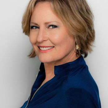 Donna Eller - KW Domain - Headshot Navy - Real Estate Agents Near Me - Bloomfield Hills, Michigan Donna Eller - KW Domain - Headshot Navy - Real Estate Agents Near Me - Bloomfield Hills, Michigan
