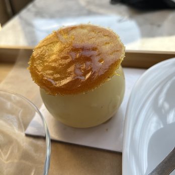 A. Lacroix - Vanilla Bean Dessert - Coffee & Tea Near Me - Paris, 75