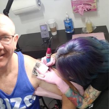 Glitterpoop Studios - Tattoo Near Me - Miami, Florida