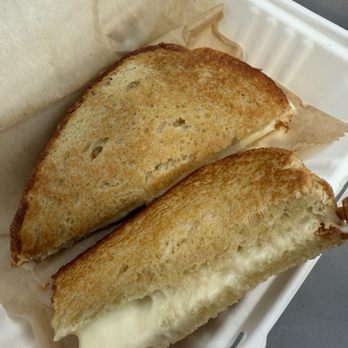Hayward's Ice Cream - Classic Grilled Cheese - Ice Cream & Frozen Yogurt Near Me - Nashua, New Hampshire Hayward's Ice Cream - Classic Grilled Cheese - Ice Cream & Frozen Yogurt Near Me - Nashua, New Hampshire