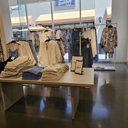 H&M