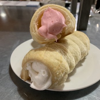 Misty Meadows - Creme Horns (vanilla and strawberry) - Grocery Near Me - Grand Isle, Maine