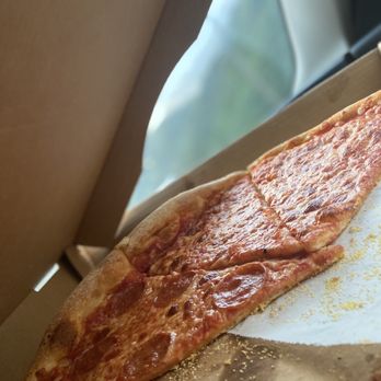 Bob's Pizzeria - Cheese and pepperoni - Pizza Near Me - Kailua, Hawaii