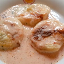 El Euro - Sorrentinos con salsa rosa. El obligado.