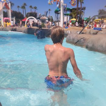 Six Flags Hurricane Harbor - Water Parks Near Me - Concord, California Six Flags Hurricane Harbor - Water Parks Near Me - Concord, California