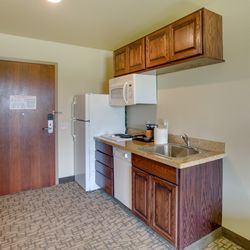 Cobblestone Inn & Suites - Brillion