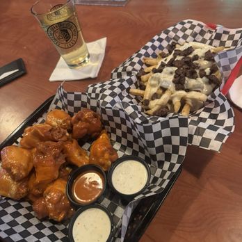 The Corner Craft Beer - Wings, loaded fries, cider - Beer Bar Near Me - San Antonio, Texas