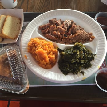 Jacks Bar-B-Que - Brisket, Sweet Taters, Turnip Greens and Chocolate Pie! What you talkin' bout! - Barbeque Near Me - Nashville, Tennessee