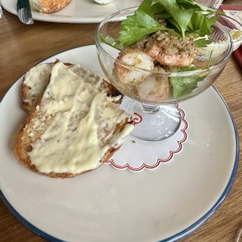 Cassis - French Near Me - Milwaukee, Wisconsin