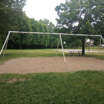 Brantwood Park - Bid kid swings - Parks Near Me - Ottawa, Ontario Brantwood Park - Bid kid swings - Parks Near Me - Ottawa, Ontario