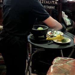 La Mezcalita - Making guac on the spot!