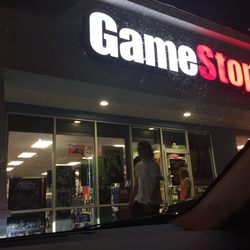 Gamestop - Rocking