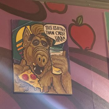 TailGate Brewery Music Row - Pizza Near Me - Nashville, Tennessee TailGate Brewery Music Row - Pizza Near Me - Nashville, Tennessee