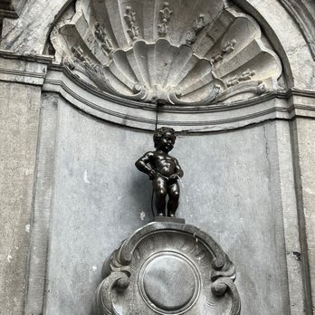 Manneken Pis - Landmarks & Historical Buildings Near Me - Brussels, BRU