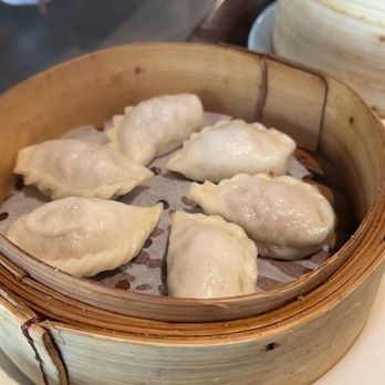 Bushi Bushi - H3. Steamed Pork Mushroom Dumpling. Tasty but wish there was a spicy mustard or something to spruce is up - Dim Sum Near Me - Dallas, Texas