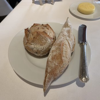Le Gabriel - The bread - the "baguette de tradition" and the "baguette au céreal." - French Near Me - Paris, 75 Le Gabriel - The bread - the "baguette de tradition" and the "baguette au céreal." - French Near Me - Paris, 75