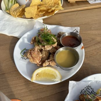 Maui Brewing - Big swell chicken bites - Brewpubs Near Me - Lahaina, Hawaii Maui Brewing - Big swell chicken bites - Brewpubs Near Me - Lahaina, Hawaii