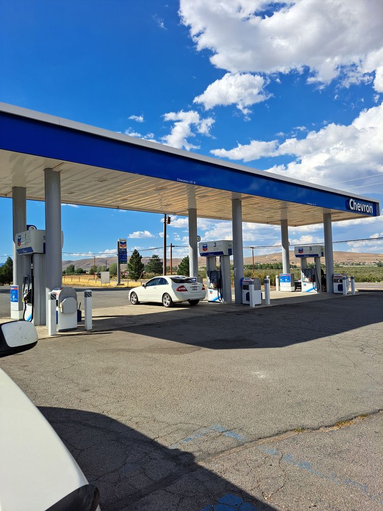 CHEVRON Updated September 2024 463050 Janesville Grade, Janesville