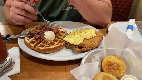 Blue Corn Harvest Bar & Grill Round Rock by null