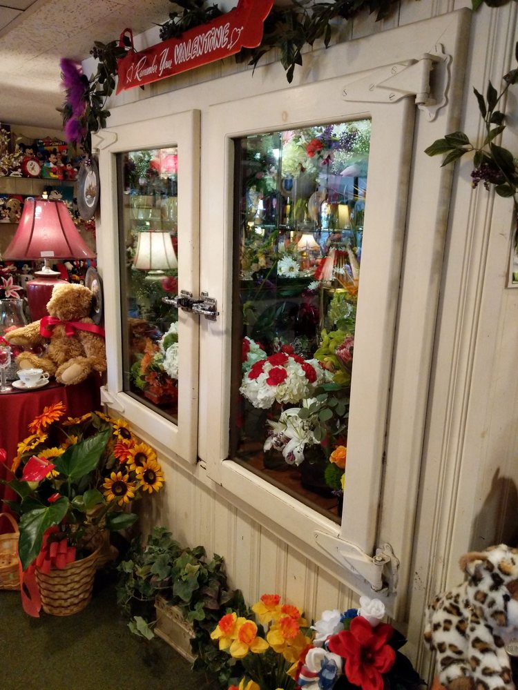 RHODES NEWTOWN FLOWER & GIFT SHOP CLOSED 103 S State St, Newtown