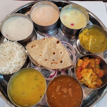 Chaat Bhavan - Dublin - Sumptuous House thali with papad and roti - Indian Near Me - Dublin, California