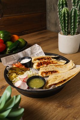Luna's Tacos & Tequila by null