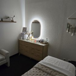 EverGlow Acupuncture