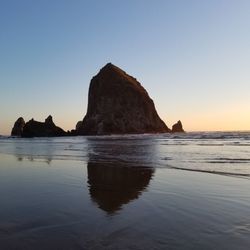 HAYSTACK ROCK - 692 Photos & 223 Reviews - Hwy 101, Cannon Beach ...