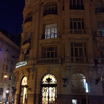 Plaza de las Cortes - Public Plazas Near Me - Madrid, M