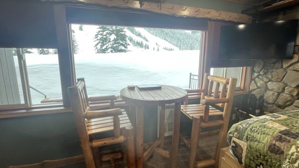 White Pass Village Inn by null