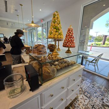 Honey Cup - Coffee & Tea Near Me - Calabasas, California Honey Cup - Coffee & Tea Near Me - Calabasas, California