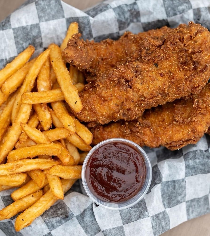 River House Grill Logo