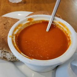 Millies - Red pepper soup.