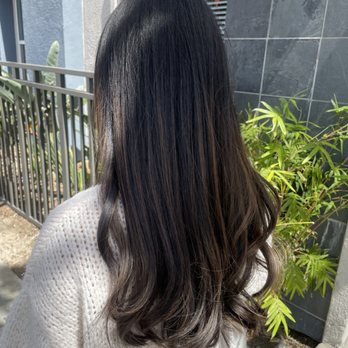 Bungalow 21 - Hair Salons Near Me - Calabasas, California
