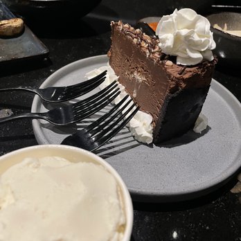 Honest Grill - Chocolate Cake - Barbeque Near Me - Centreville, Virginia