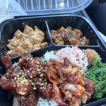 8th & B Poke - 3 protein combo - Poke Near Me - National City, California 8th & B Poke - 3 protein combo - Poke Near Me - National City, California