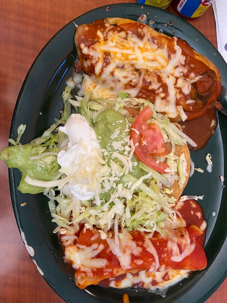 El Palenque Mexican Resturant McConnelesville Logo