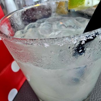 6Smith - Margarita - Seafood Near Me - Wayzata, Minnesota