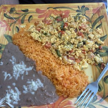 Palmitas Mexican - Huevos a La Mexicana - Breakfast & Brunch Near Me - Chicago, Illinois Palmitas Mexican - Huevos a La Mexicana - Breakfast & Brunch Near Me - Chicago, Illinois
