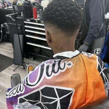 Iced Out Barber Shop - Barbers Near Me - Las Vegas, Nevada