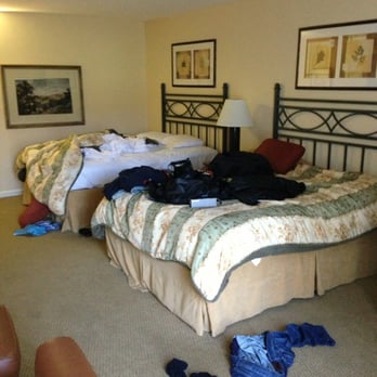 Pala Mesa Resort - this is what it looks like when you reserve a king bed a month in advanced. Must have sold our room to the wedding party. - Golf Near Me - Fallbrook, California