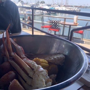 The Crab Pot - Snow crab bowl - Seafood Near Me - Long Beach, California The Crab Pot - Snow crab bowl - Seafood Near Me - Long Beach, California