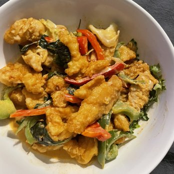 TreeHouse Thai - Spicy Catfish - Thai Near Me - Culver City, California TreeHouse Thai - Spicy Catfish - Thai Near Me - Culver City, California