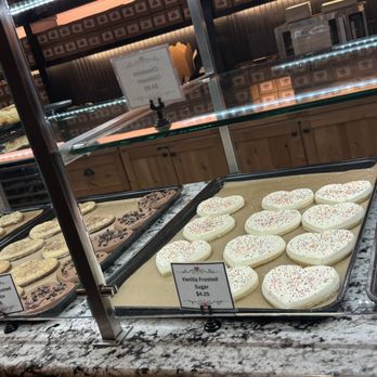 The Gingerbread Factory - Bakeries Near Me - Leavenworth, Washington