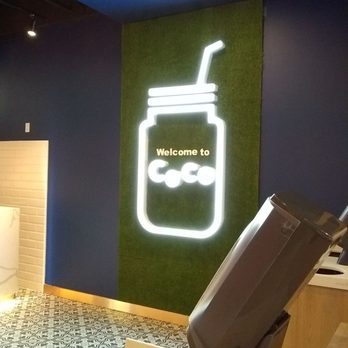 CoCo Fresh Tea & Juice - Inside the bubble tea shop - Bubble Tea Near Me - Ottawa, Ontario CoCo Fresh Tea & Juice - Inside the bubble tea shop - Bubble Tea Near Me - Ottawa, Ontario